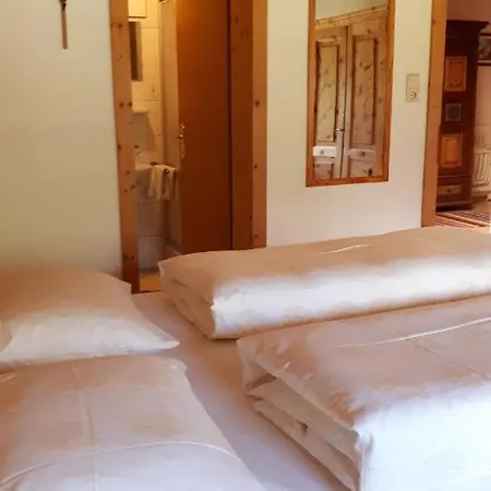 Ferienbauernhof - Berger Apartment Kals am Grossglockner